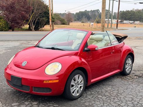 Used 2009 Volkswagen Beetle Convertible image 14