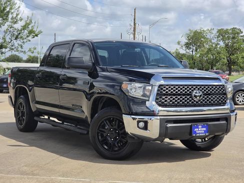Used 2021 Toyota Tundra SR5 RWD image 2