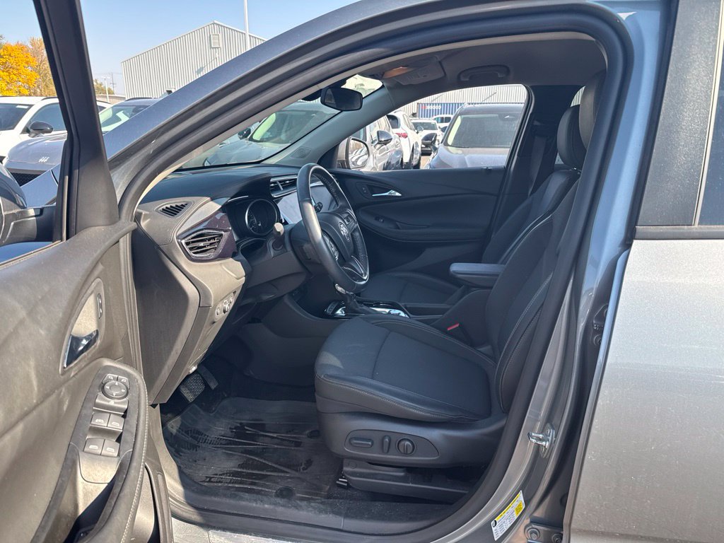 Used 2023 Buick Encore GX Select AWD/4WD image 2