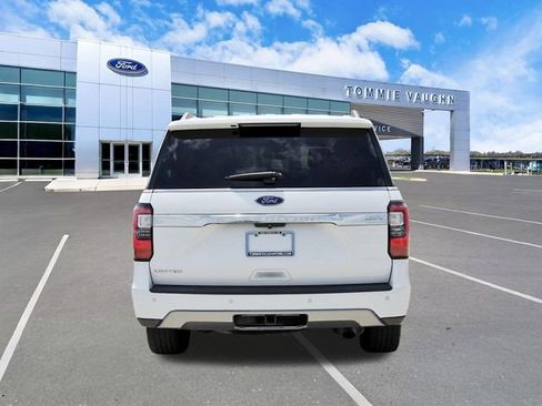 Certified 2020 Ford Expedition Max Limited RWD image 3