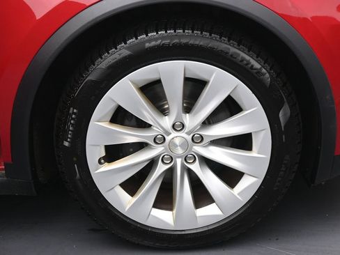 Used 2016 Tesla Model X 90D AWD/4WD image 8