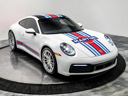 Used 2020 Porsche 911 Carrera RWD image 28