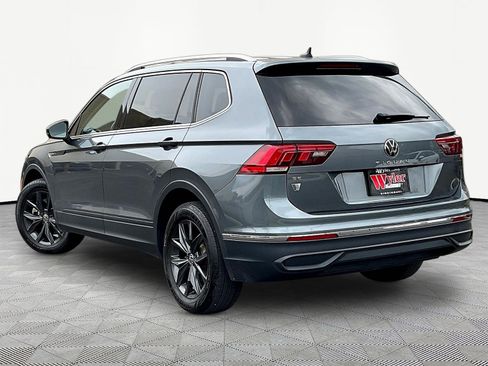 Used 2024 Volkswagen Tiguan SE FWD image 4