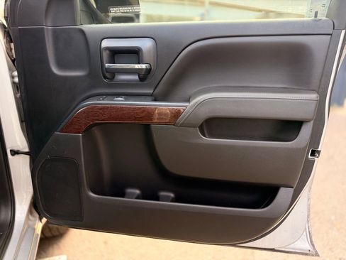 Used 2016 GMC Sierra 1500 SLE image 34