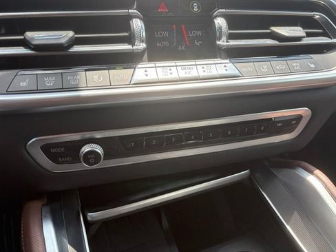 Used 2020 BMW X6 M50i AWD/4WD image 30