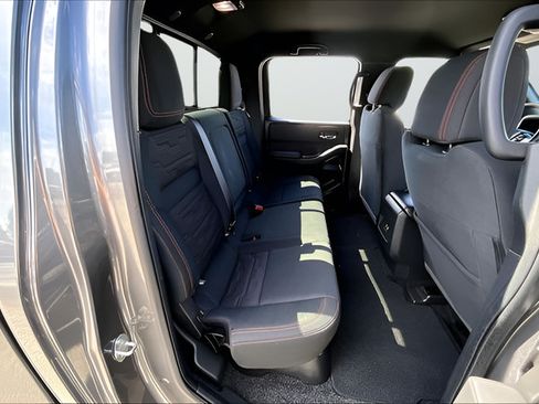 Used 2024 Nissan Frontier PRO-4X AWD/4WD image 20