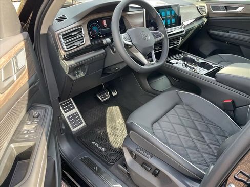 New 2026 Volkswagen Atlas SEL Premium R-Line AWD/4WD image 4