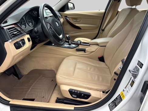 Used 2014 BMW 328i xDrive Sedan AWD/4WD image 8