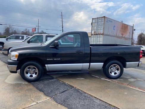 Used 2007 Dodge Ram 1500 Truck ST w/ V6 Value Group image 2