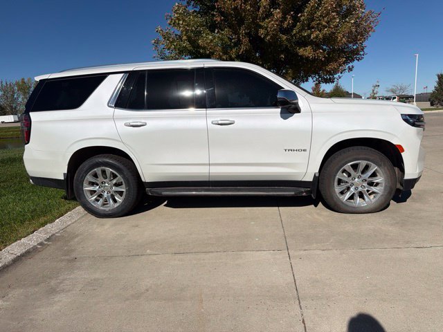 Used 2021 Chevrolet Tahoe Premier w/ Premium Package AWD/4WD image 5