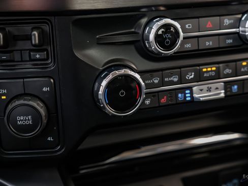 Used 2026 Ford F450 Lariat w/ FX4 Off-Road Package image 69