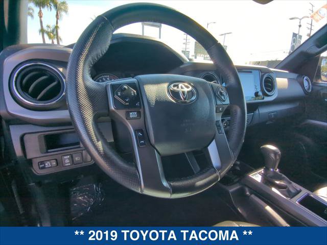 Used 2019 Toyota Tacoma TRD Sport w/ Technology Package RWD image 12