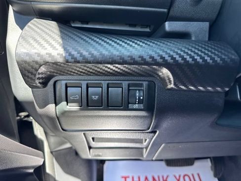 Used 2024 Subaru Ascent Premium w/ Convenience Package AWD/4WD image 22
