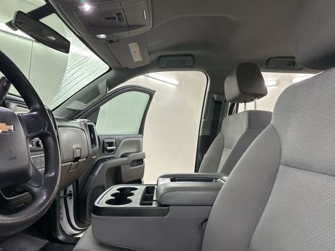 Used 2019 Chevrolet Silverado 2500 W/T w/ Snow Plow Prep Package image 31