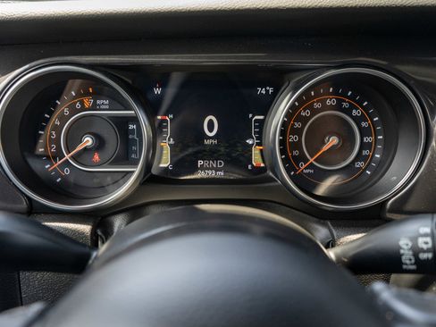 Used 2022 Jeep Wrangler Unlimited Sport AWD/4WD image 12