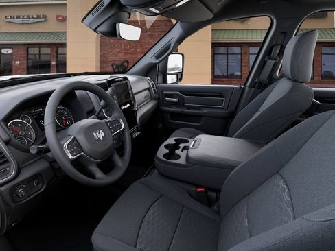 New 2025 RAM 2500 Big Horn AWD/4WD image 24