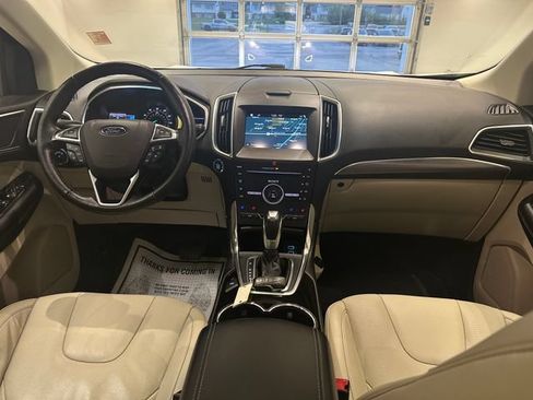 Used 2016 Ford Edge Titanium w/ Equipment Group 301A AWD/4WD image 11