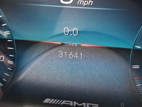 Used 2023 Mercedes-Benz GLB 35 AMG 4MATIC image 17