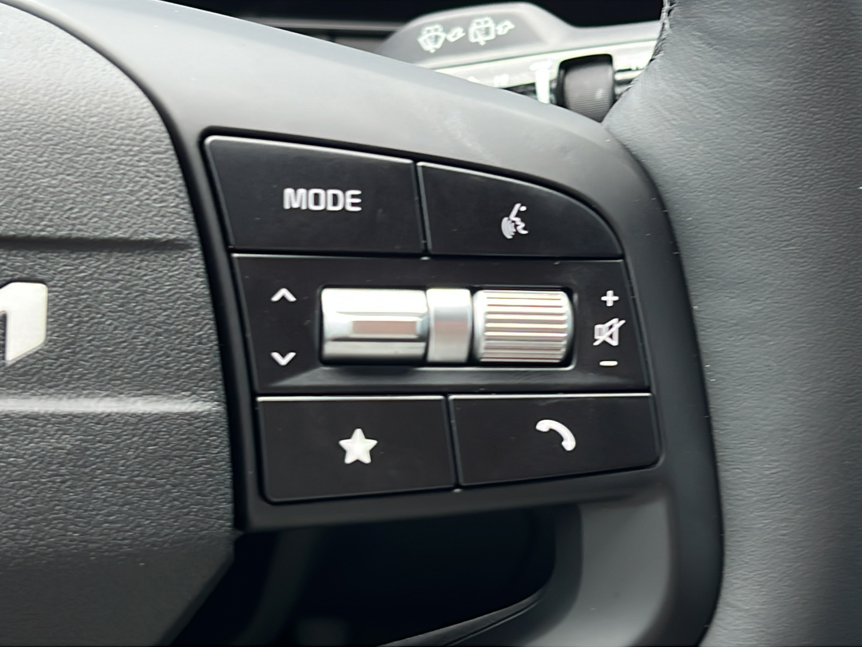 New 2027 Kia Sportage LX FWD image 19