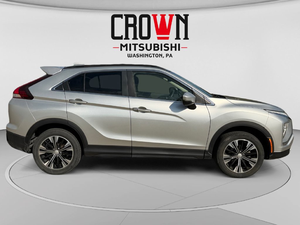 Used 2022 Mitsubishi Eclipse Cross SE AWD/4WD image 2