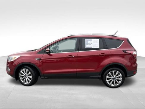 Used 2017 Ford Escape Titanium FWD image 2