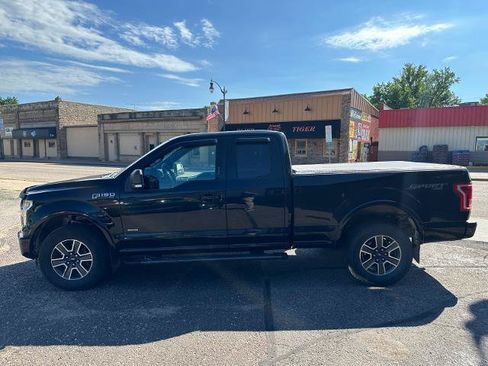 Used 2016 Ford F150 XLT w/ Equipment Group 302A Luxury AWD/4WD image 9