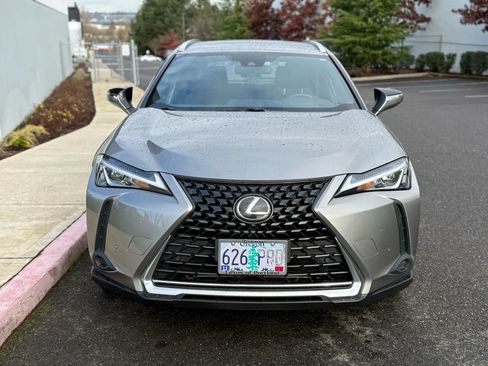Used 2021 Lexus UX 200 image 8