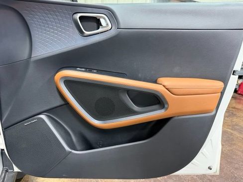 Used 2025 Kia Soul EX FWD image 25