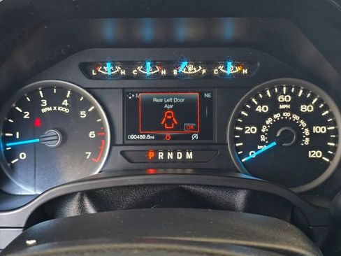 Used 2019 Ford F150 XLT w/ Equipment Group 302A Luxury AWD/4WD image 13