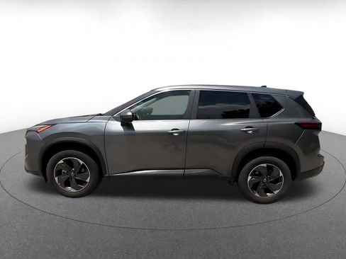 Used 2025 Nissan Rogue SV AWD/4WD image 9