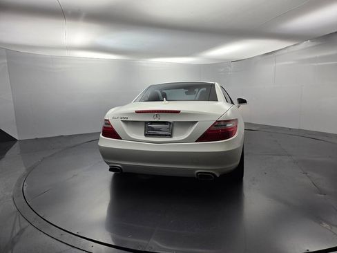 Used 2016 Mercedes-Benz SLK 300 image 40