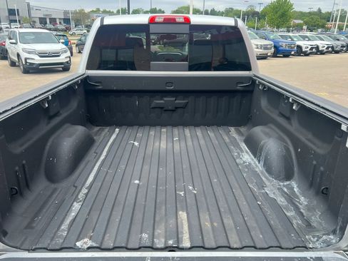 Used 2018 Chevrolet Silverado 1500 LT w/ All Star Edition AWD/4WD image 6