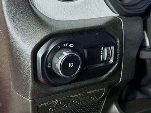 Used 2025 Jeep Wrangler Sport image 11