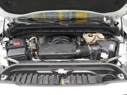 Used 2020 GMC Sierra 1500 Elevation w/ Elevation Value Package AWD/4WD image 32