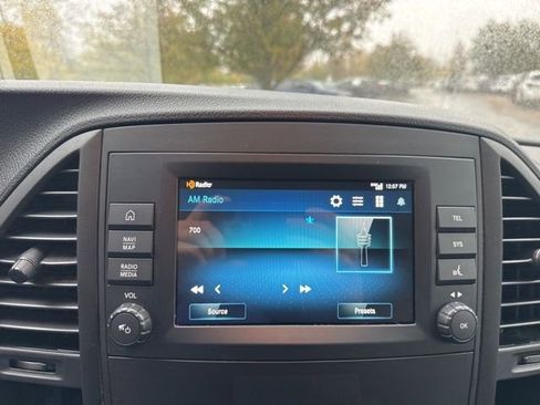 Used 2023 Mercedes-Benz Metris image 20