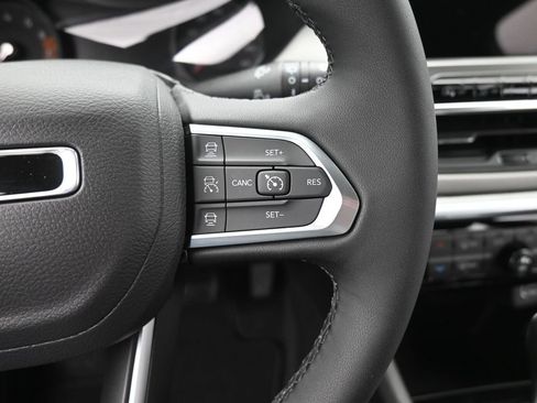 New 2026 Jeep Compass Limited image 31