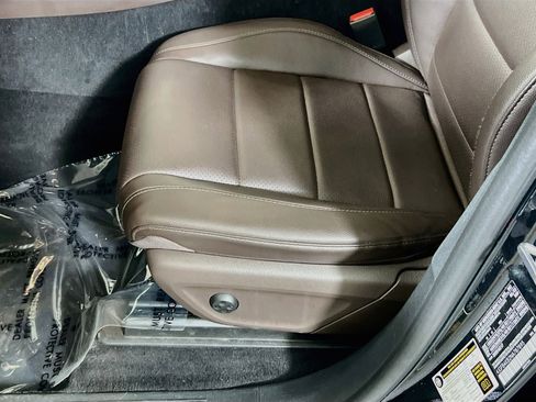 Used 2022 Mercedes-Benz GLE 350 4MATIC image 19
