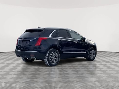 Used 2017 Cadillac XT5 Luxury w/ Driver Awareness Package image 8