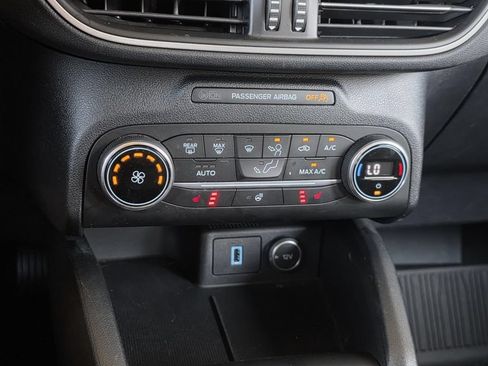 Used 2020 Ford Escape SEL FWD image 19