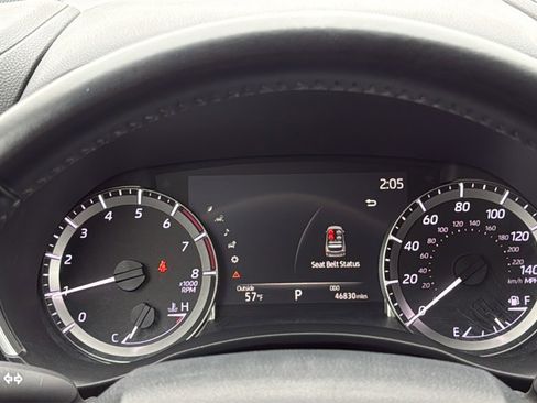 Used 2023 Toyota Highlander XLE image 30