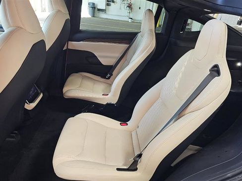 Used 2022 Tesla Model X AWD/4WD image 3