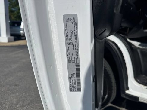 Used 2026 RAM ProMaster 2500 w/ Convenience Group FWD image 36