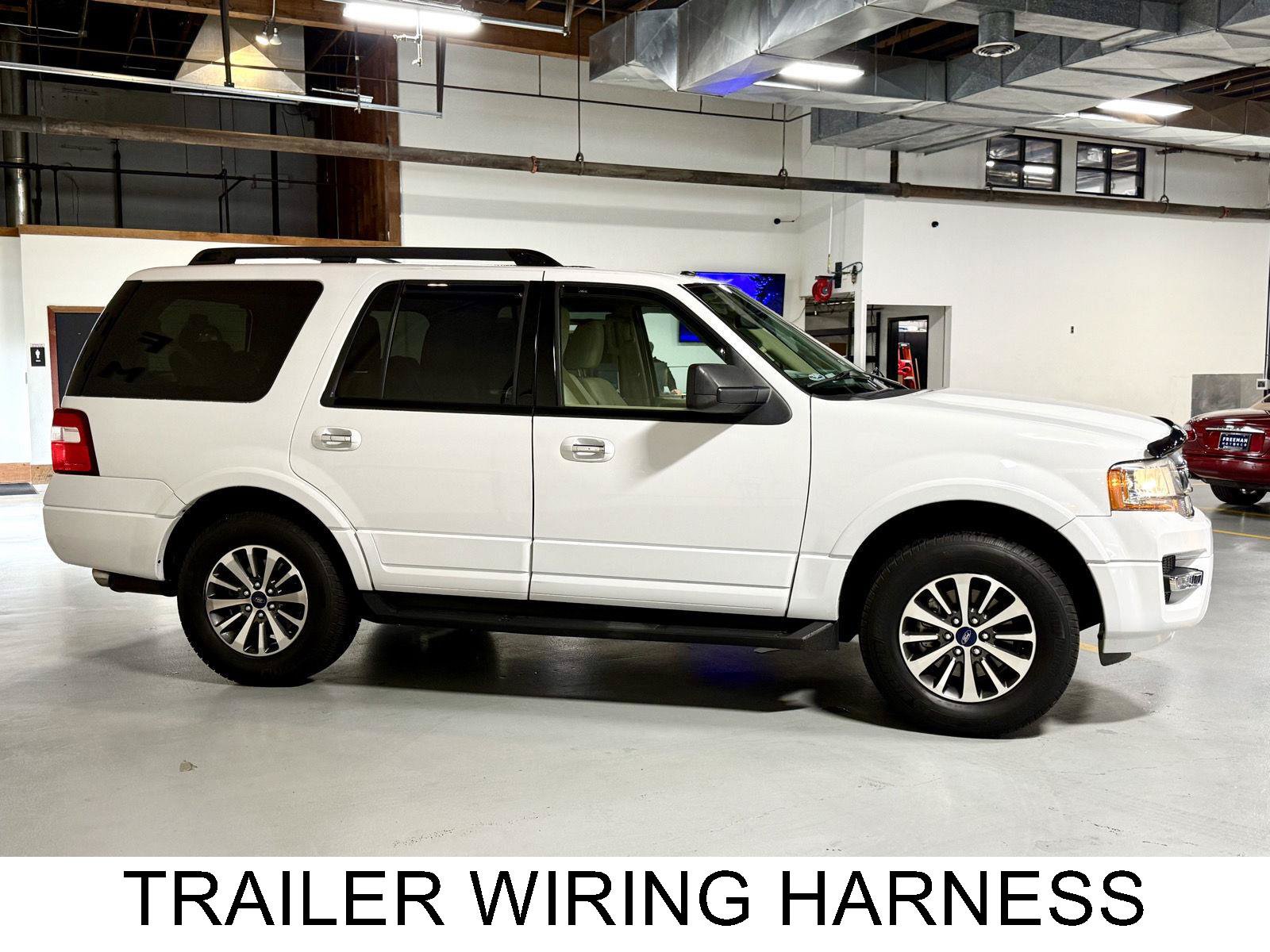 Used 2015 Ford Expedition XLT RWD image 7