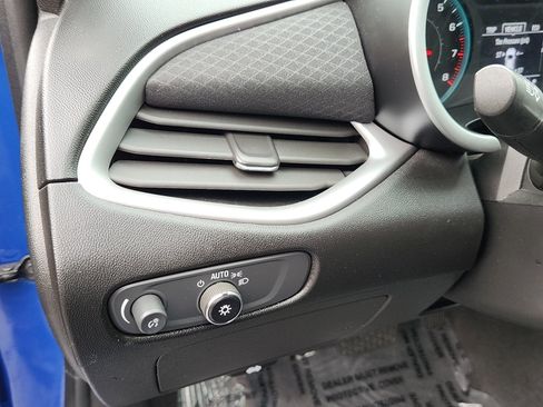 Used 2023 Chevrolet Malibu LT image 12