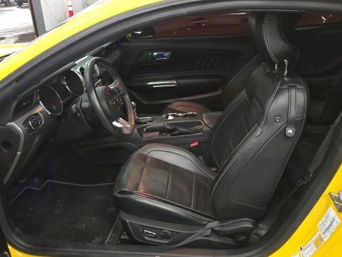 Used 2015 Ford Mustang GT Premium w/ Equipment Group 401A RWD image 9