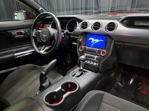 Used 2019 Ford Mustang GT w/ Equipment Group 301A RWD image 28