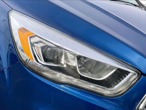 Used 2019 Ford Escape SEL image 27