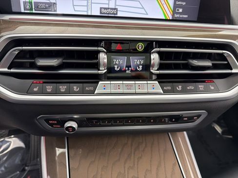 Used 2022 BMW X5 xDrive40i w/ Premium Package image 18