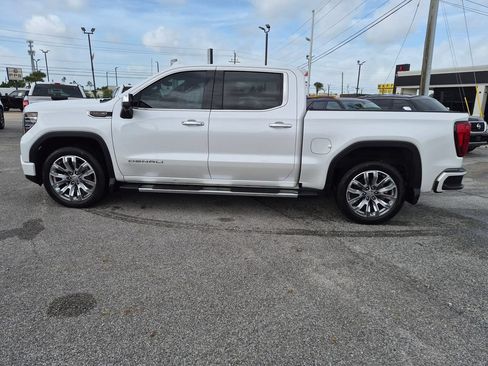 Used 2023 GMC Sierra 1500 Denali AWD/4WD image 9