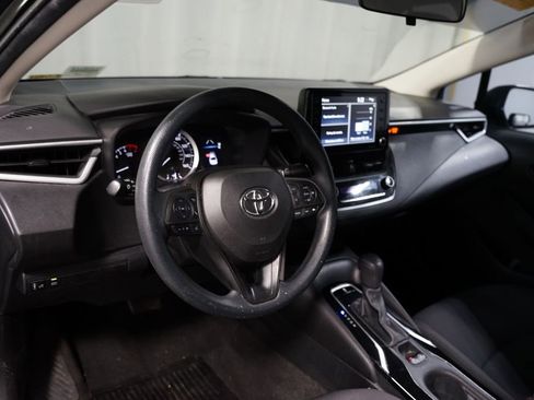 Used 2022 Toyota Corolla LE image 7